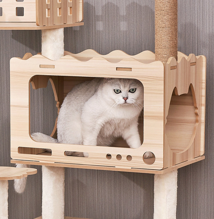 Luxurious Cat Tree Tower with Transparent Pods